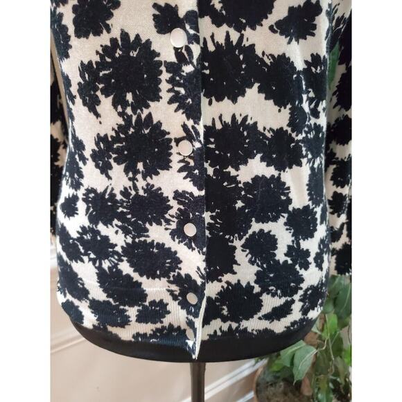 J.Crew Women Black White Floral Cotton Round Neck Long Sleeve Cardigan Sweater M - Picture 4 of 11